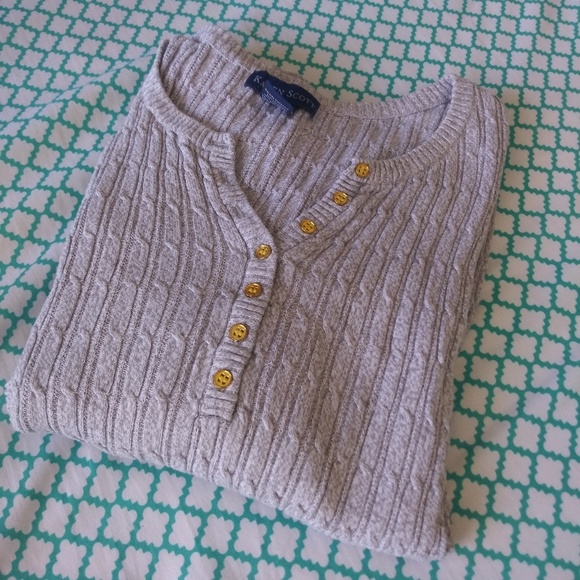 Karen Scott Sweaters - 🔥3/$10 Karen Scott Grey Knit Top GUC Sz M